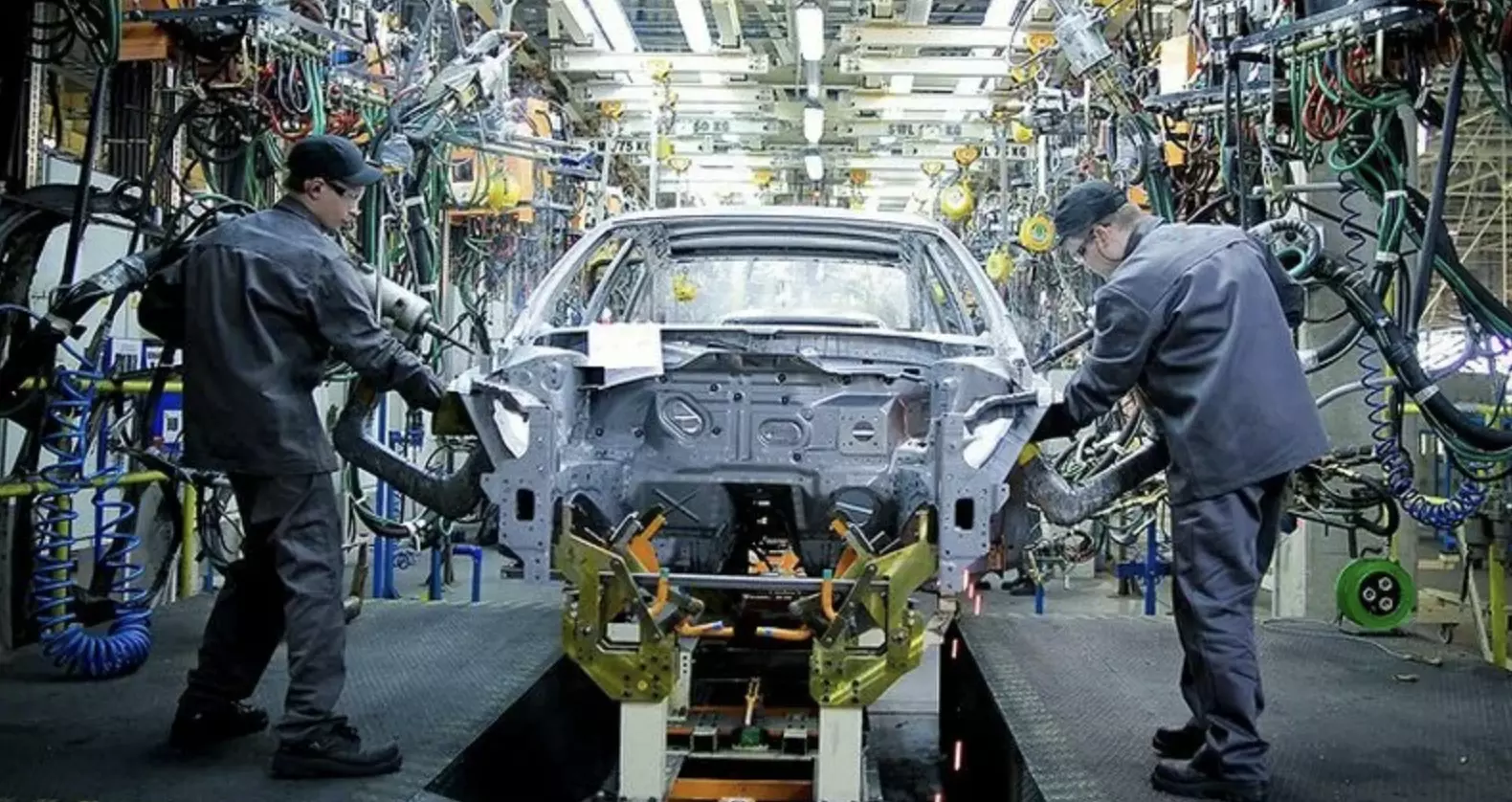 Около 10 тысяч автомобилей «АвтоВАЗ» планирует выпустить на бывшем заводе Nissan