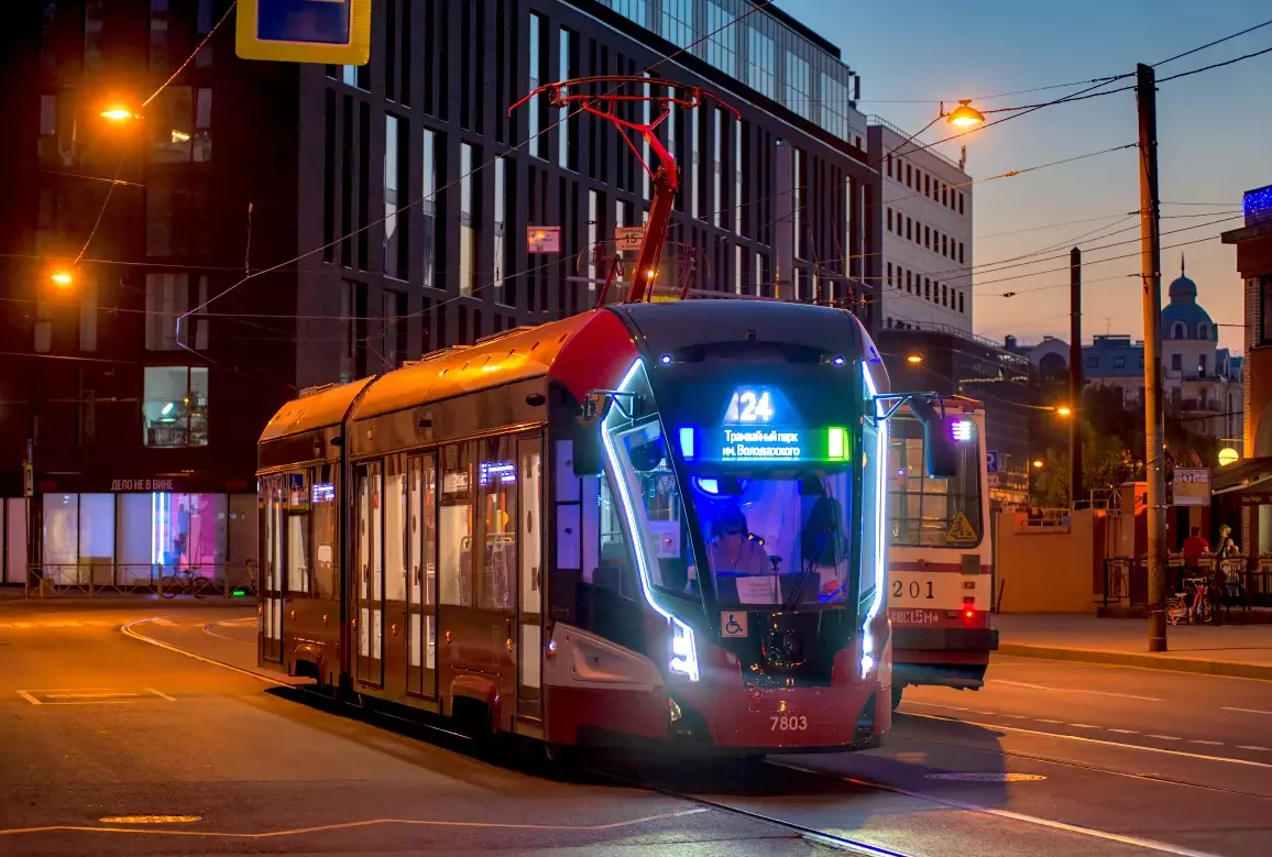 2 трамвая поменяют свой маршрут в Невском районе из-за ремонта путей