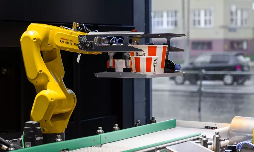 В Санкт-Петербурге планируют создать завод готовой еды под управлением роботов