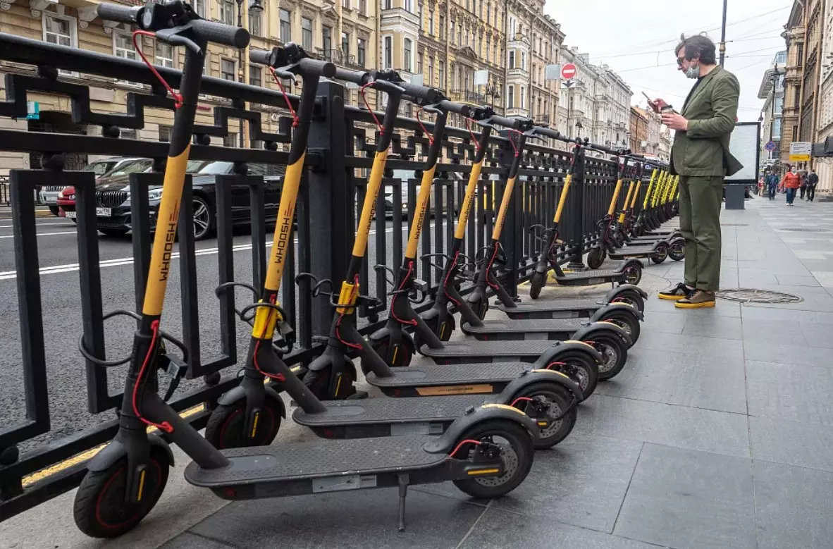 В Санкт-Петербурге предложили ввести налог на электросамокаты