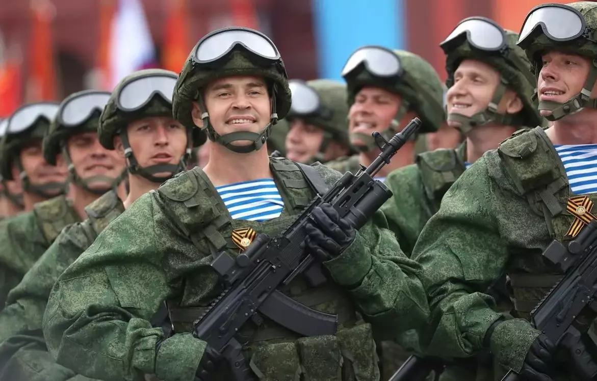 В России начнут лишать приобретенного гражданства за дискредитацию армии