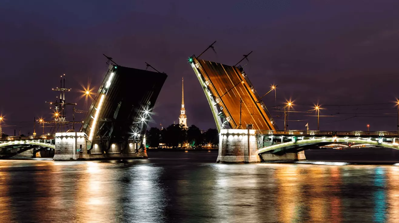 биржевой мост в санкт петербурге