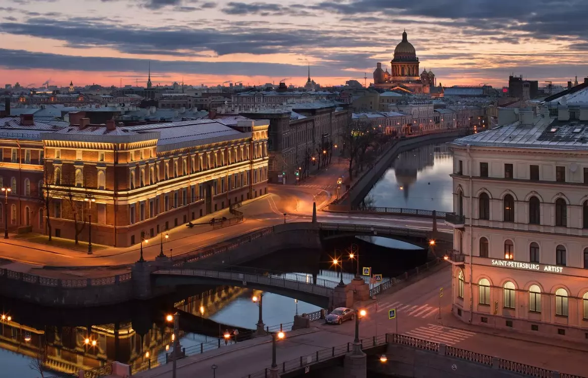 Свыше тысячи различных видов работ по капремонту проходят в Санкт-Петербурге