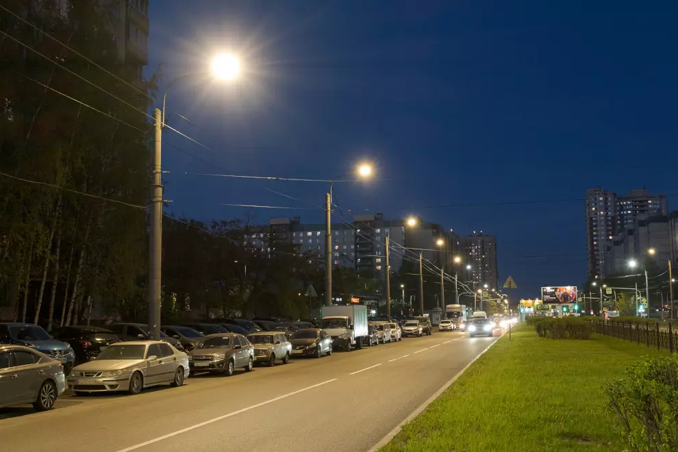 Более 260 фонарей нового поколения установят на проспекте Королёва