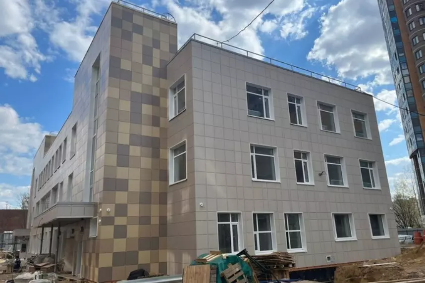 Оцениваемая готовность строительства детского сада на улице Брянцева - 75%