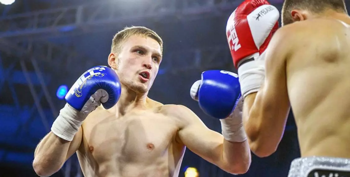 Чемпион мира по боксу вернулся в Санкт-Петербург