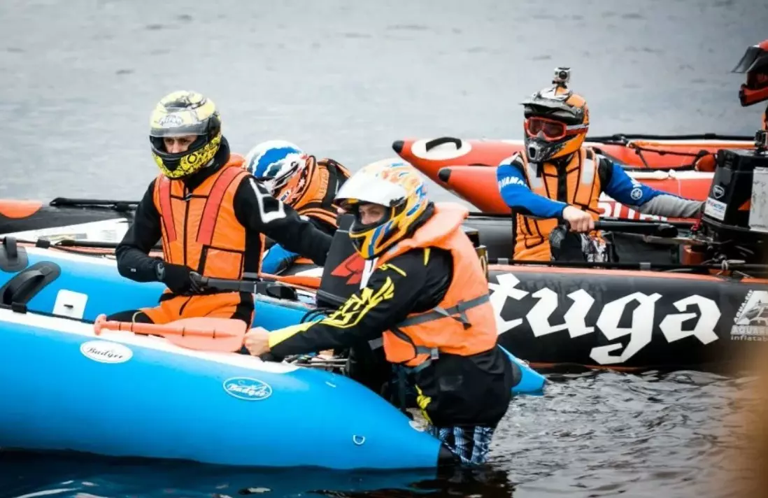 Новый сезон водно-моторного спорта стартовал в Санкт-Петербурге