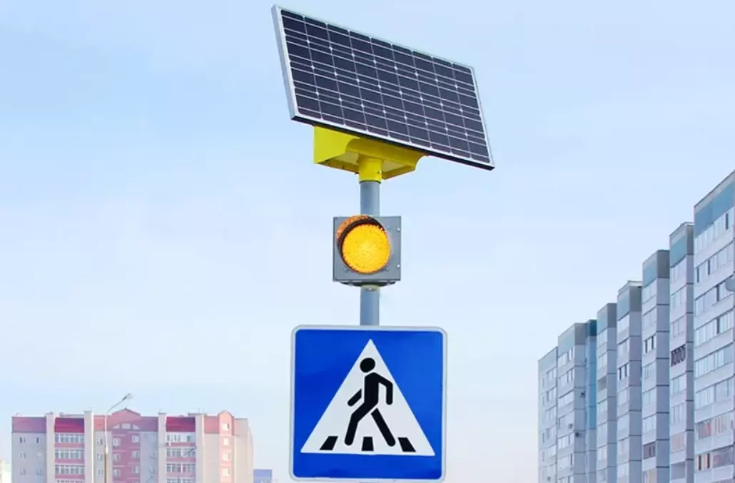 На пешеходных переходах в Красногвардейском районе установят предупреждающие таблички