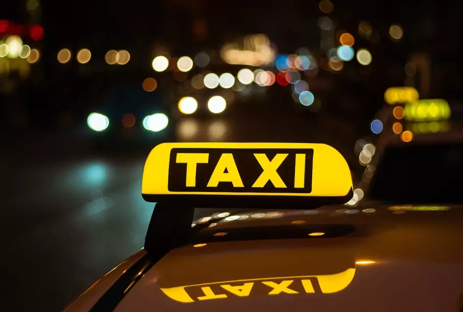 В России начнут страховать пассажиров такси