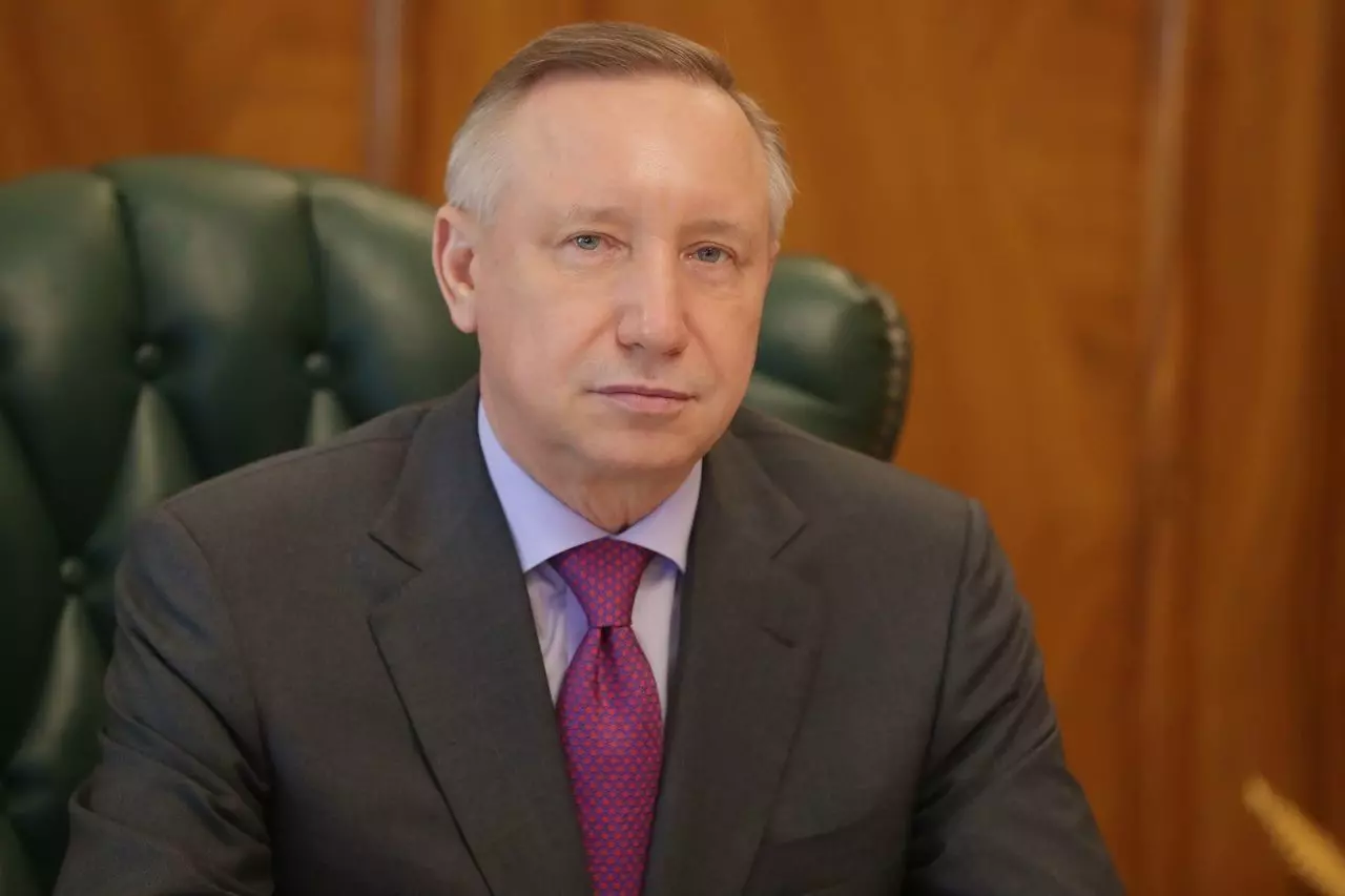 Глава города поздравил медицинских работников с их профессиональным праздником