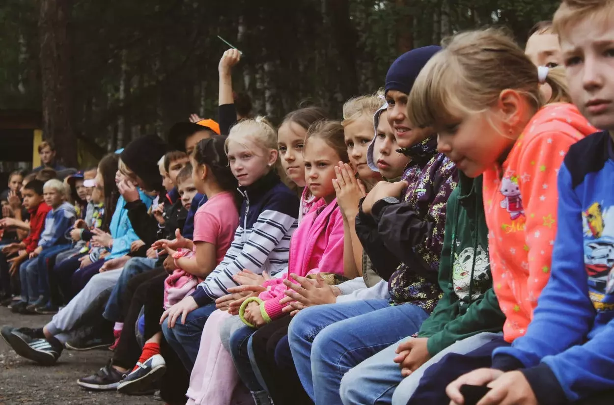 Начинается вторая смена в детских лагерях для школьников из ДНР
