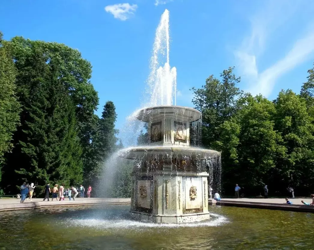В Санкт-Петербурге закрыли 12 фонтанов