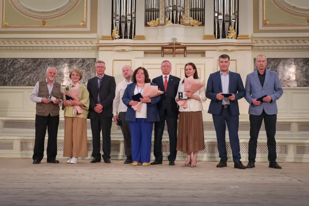 Петербургским реставраторам вручили городские награды