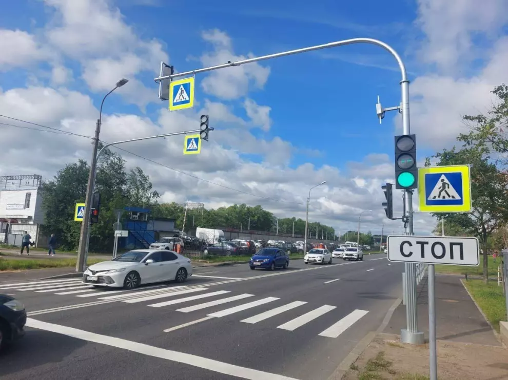 Новые светофорные объекты подключены в двух районах Санкт-Петербурга