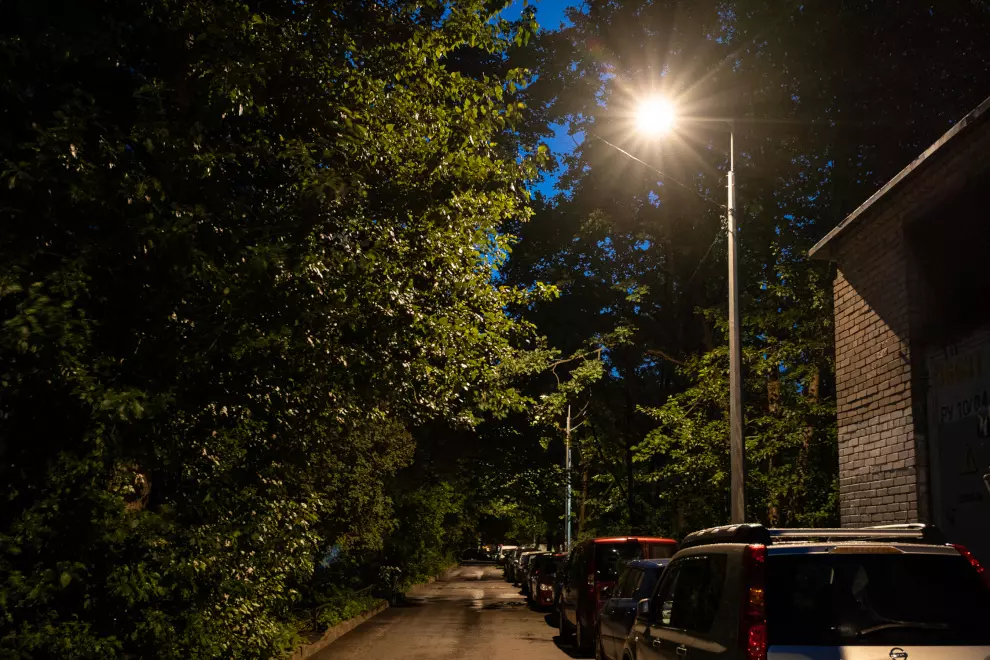 На не освещенной территории у домов по Софийской улице появятся новые фонари