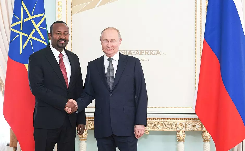Российско-эфиопские переговоры сегодня состоялись в Константиновском дворце