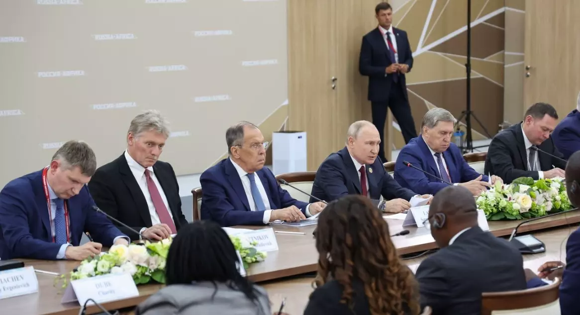 Владимир Путин прокомментировал сотрудничество России и Уганды в международных вопросах