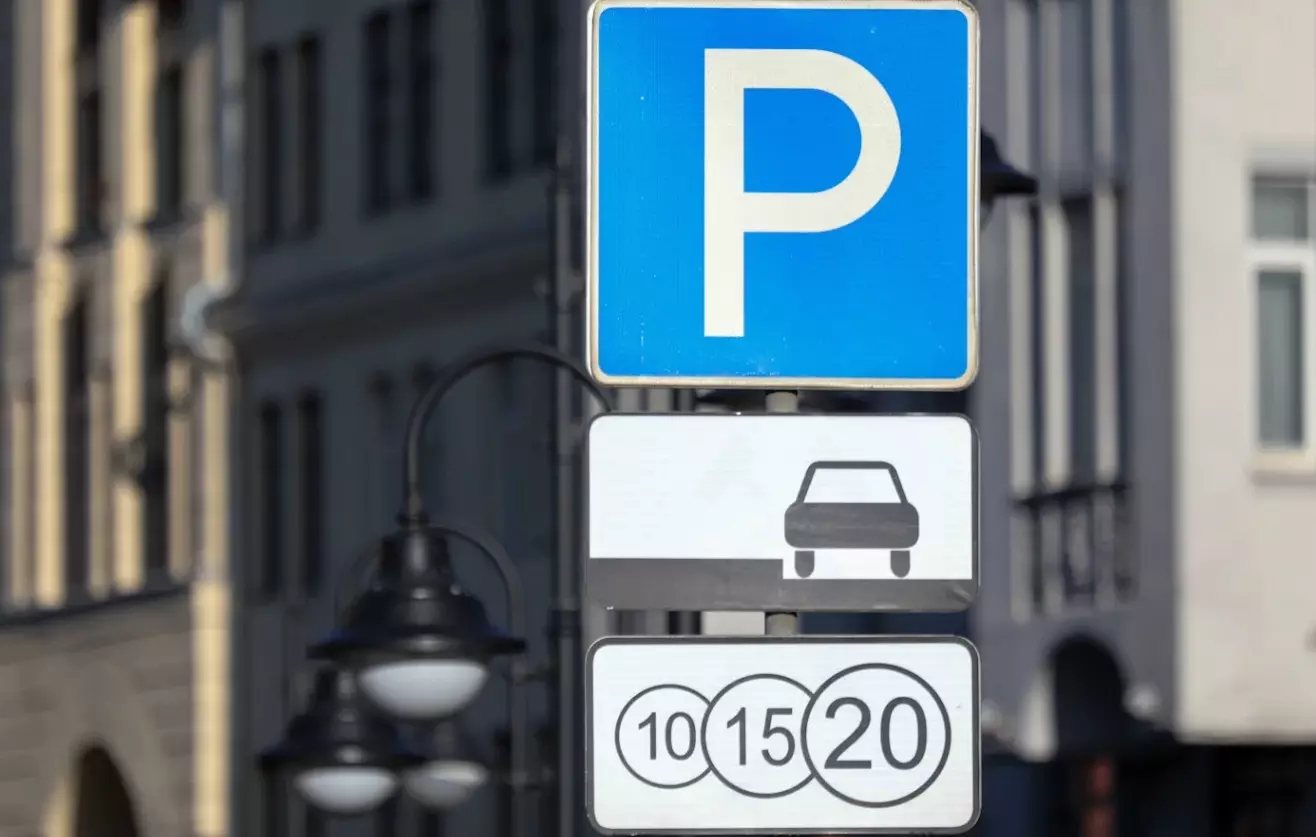 В Кудрово и Мурино планируют ввести зону платной парковки