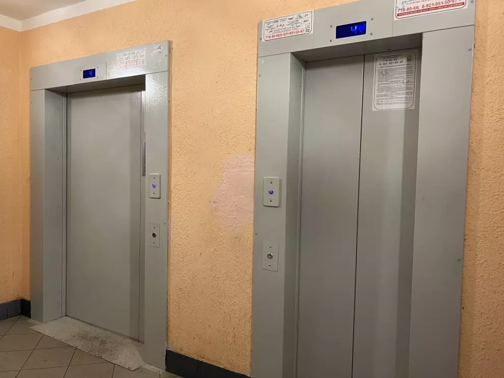 В 7 домах появился 51 лифт в Выборгском районе