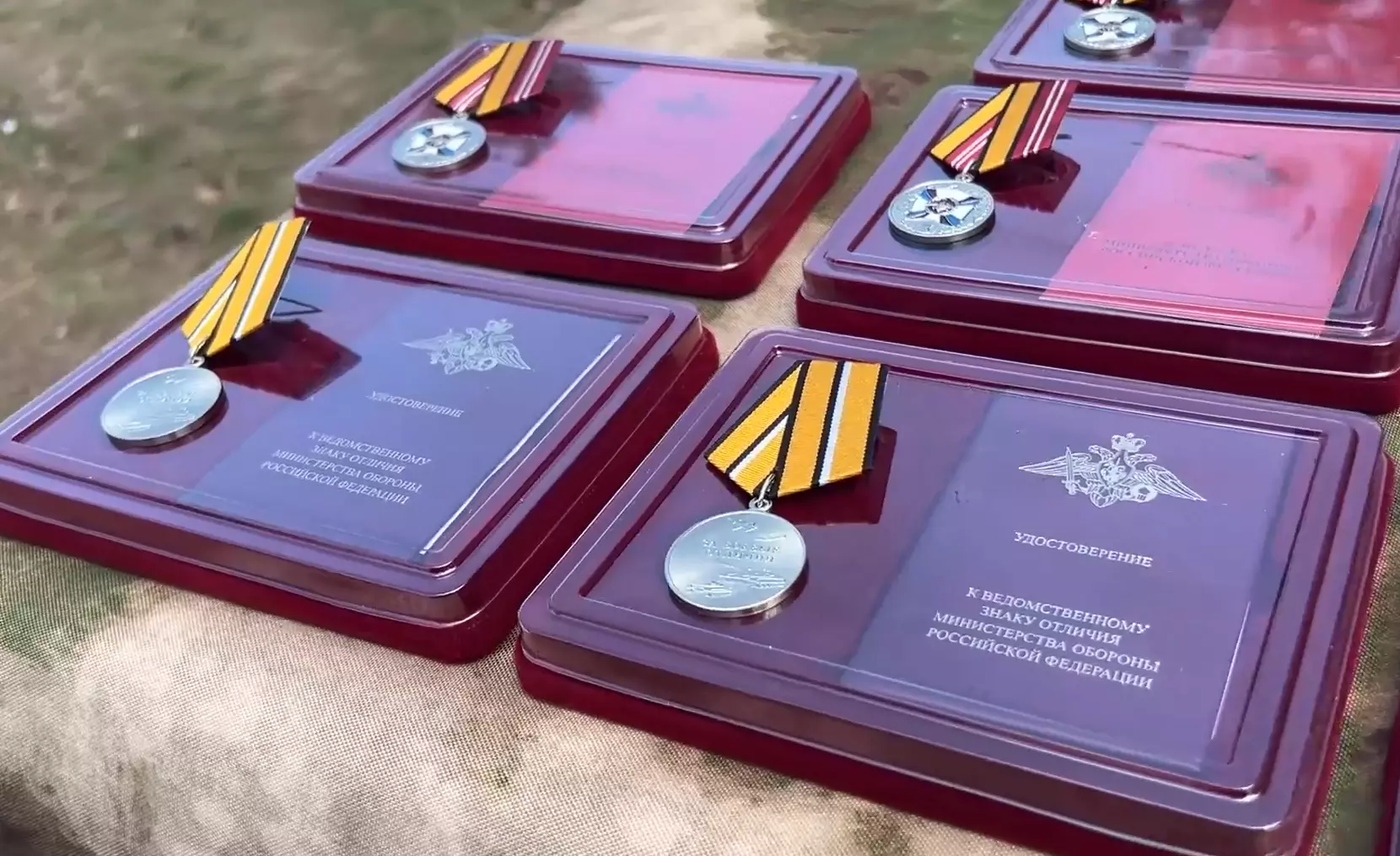 Награды в зоне спецоперации вручили добровольцам батальона «Урал»