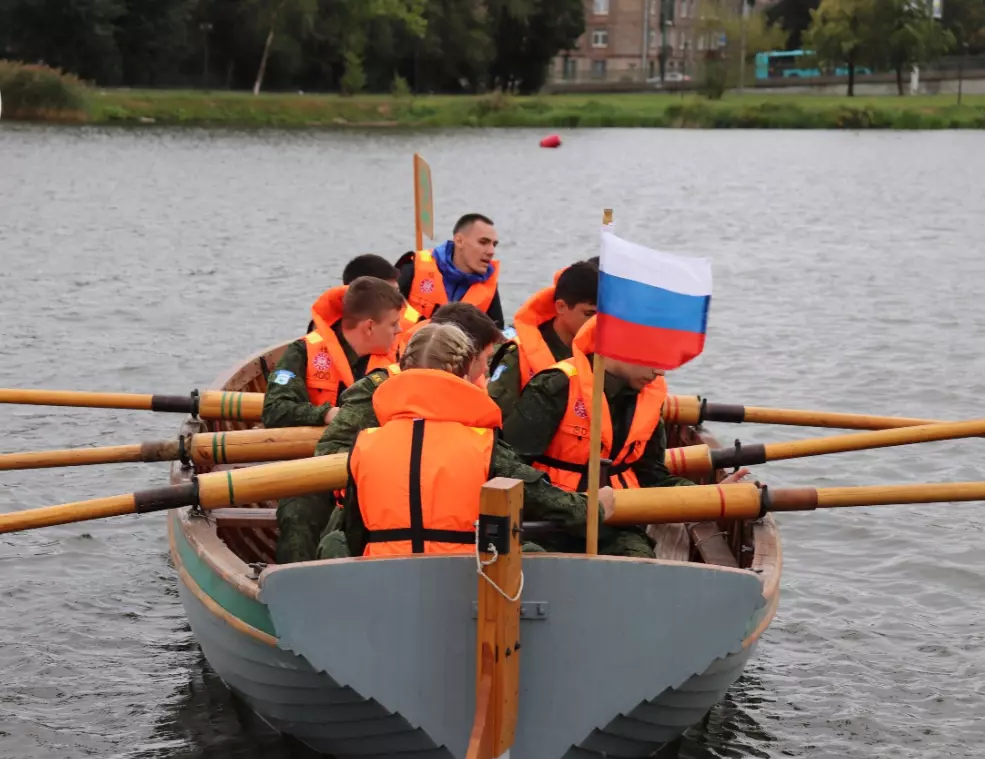 В Санкт-Петербурге начались юнармейские игры «Юный моряк»