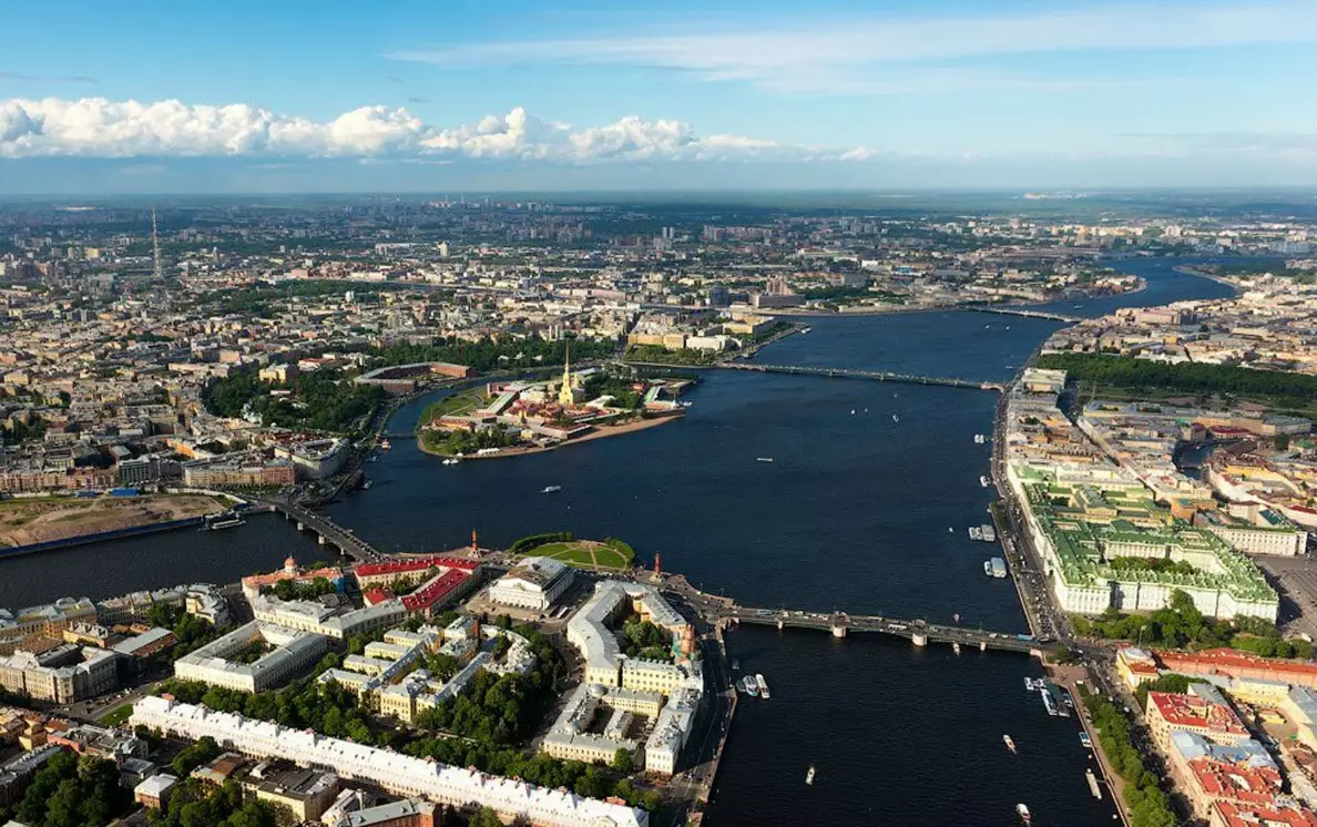 Кредитный рейтинг на уровне AAA у Санкт-Петербурга