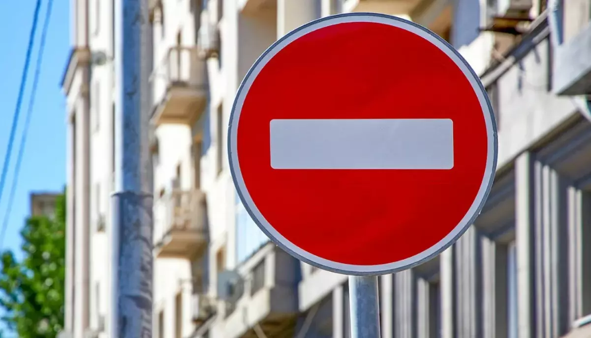 В 7 районах Санкт-Петербурга введут ограничения дорожного движения с 15 сентября