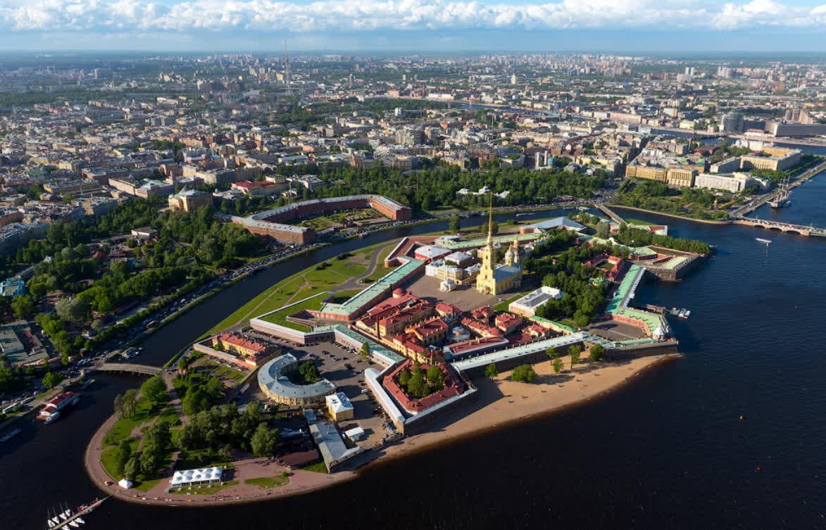 Санкт-Петербург победил в номинации «Лучшее представление города»