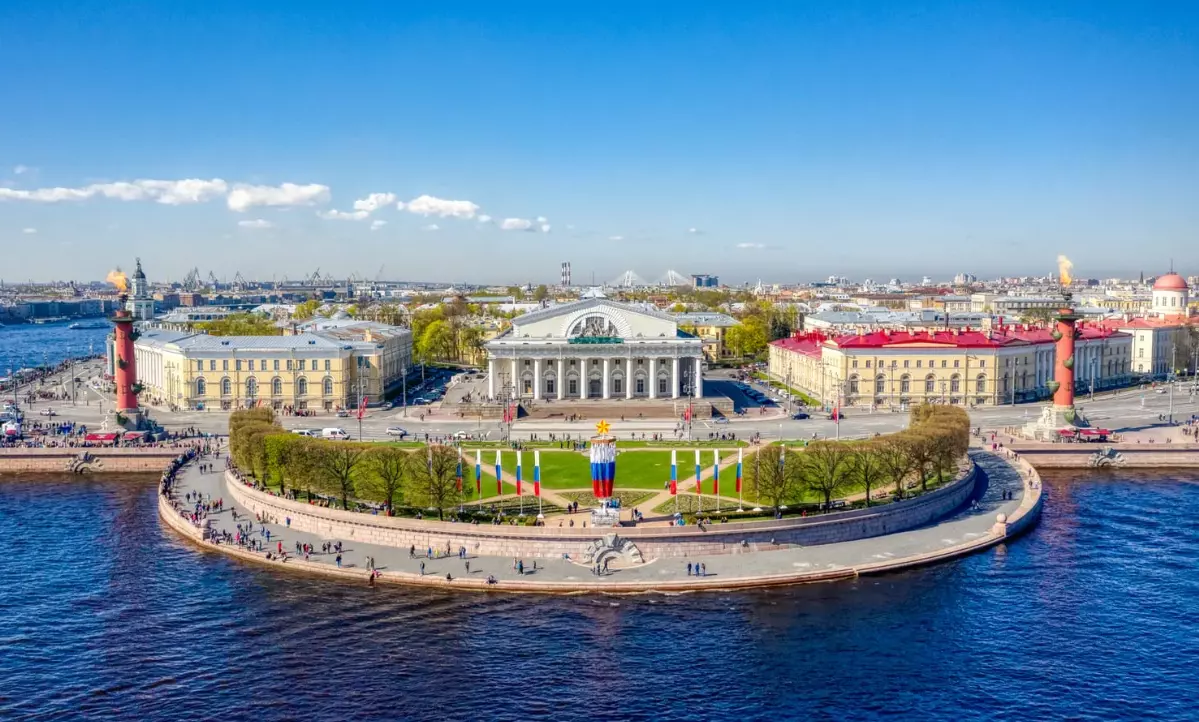 С праздником Рош ха-Шана петербуржцев поздравил Александр Беглов