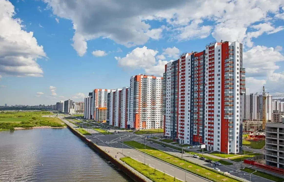  Свыше 2,7 тысячи квартир для льготников купит Смольный в 2023 году