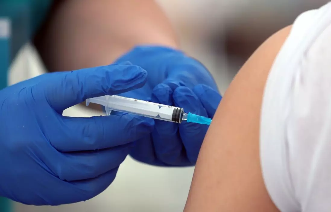 Свыше 1 млн жителей Санкт-Петербурга прошли вакцинацию