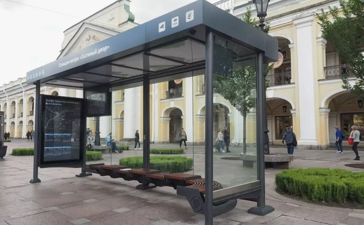 В Санкт-Петербурге установили 200 умных остановок