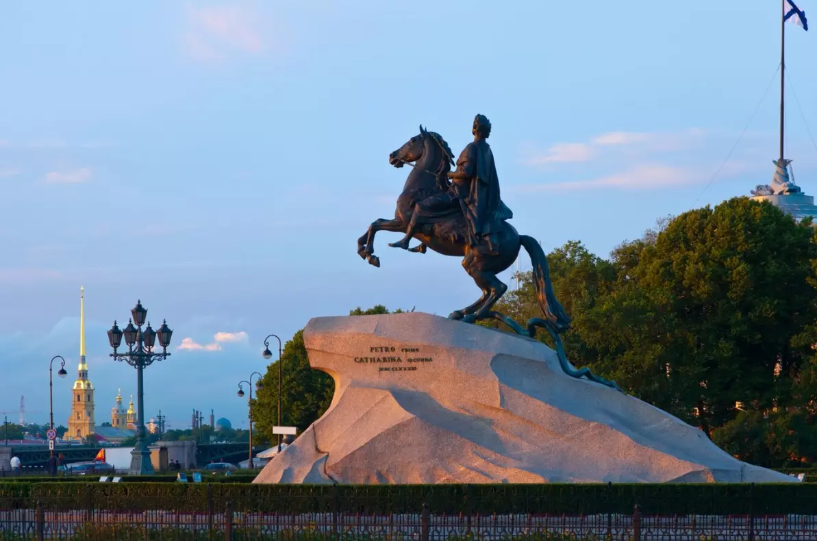 Санкт-Петербург посетили 90 школьников их Херсонской области