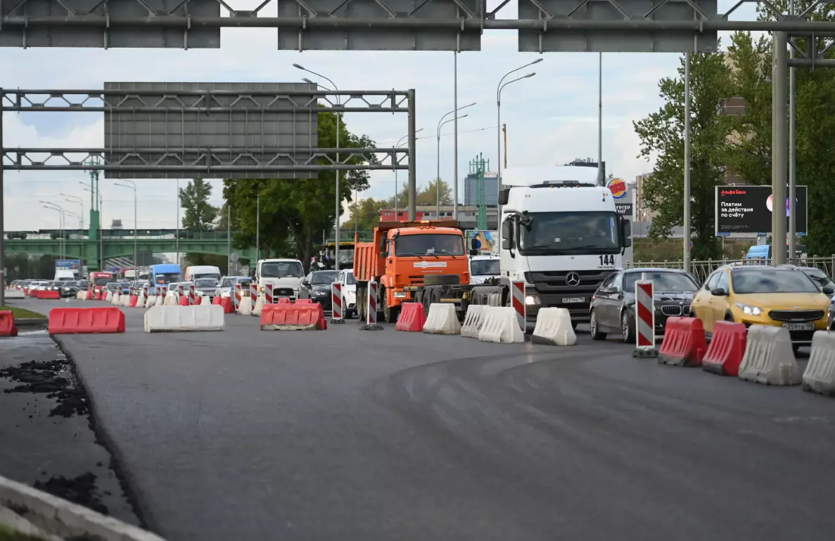 Во время капремонта на Пулковском шоссе уберут затрудненный участок движения