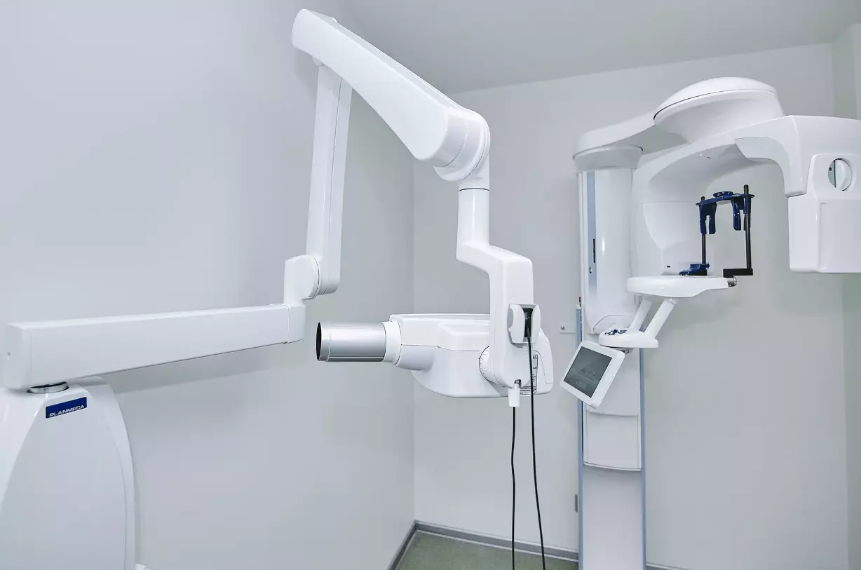 Новый рентгенограф для стоматологического кабинета появился в поликлинике Калининского района