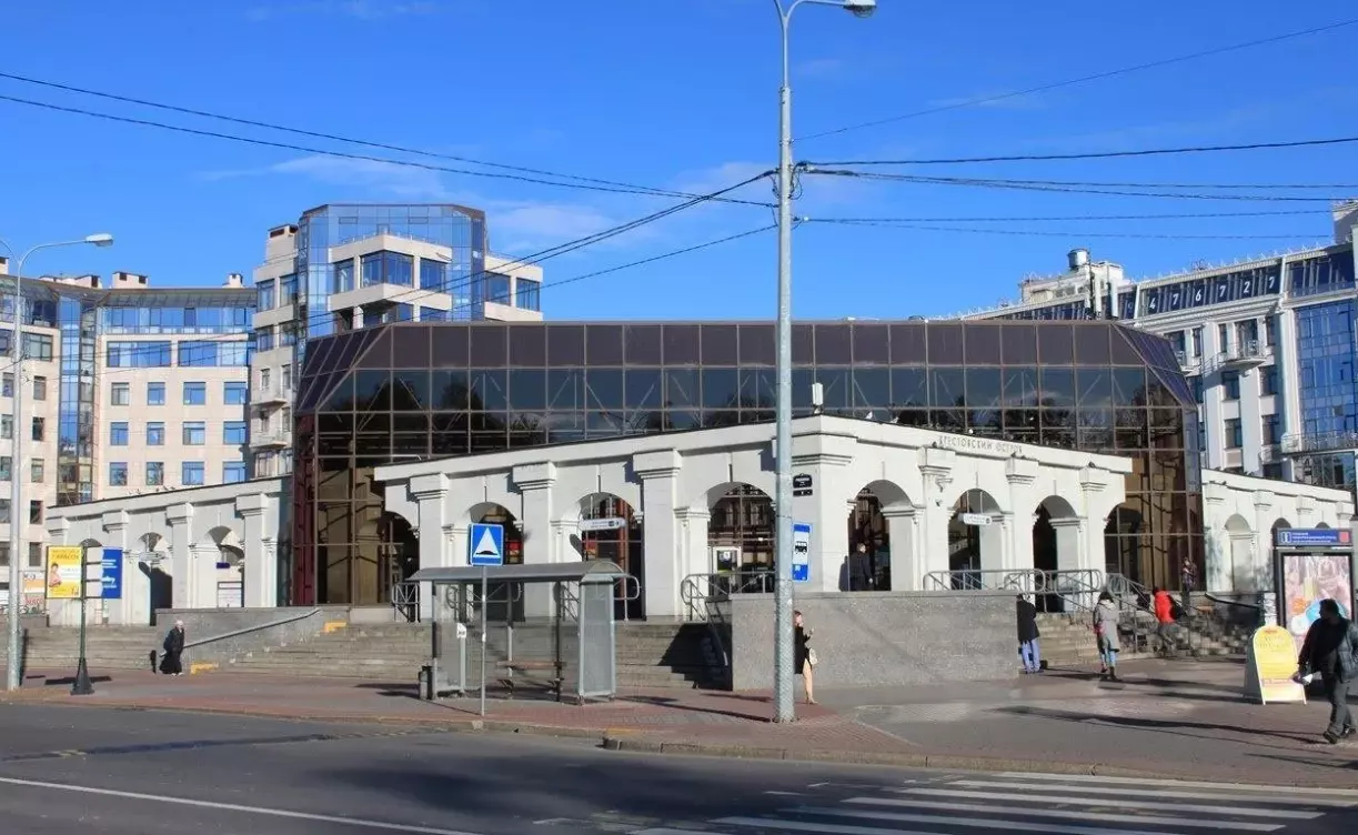 С 17 ноября изменится режим работы вестибюля станции «Крестовский остров»