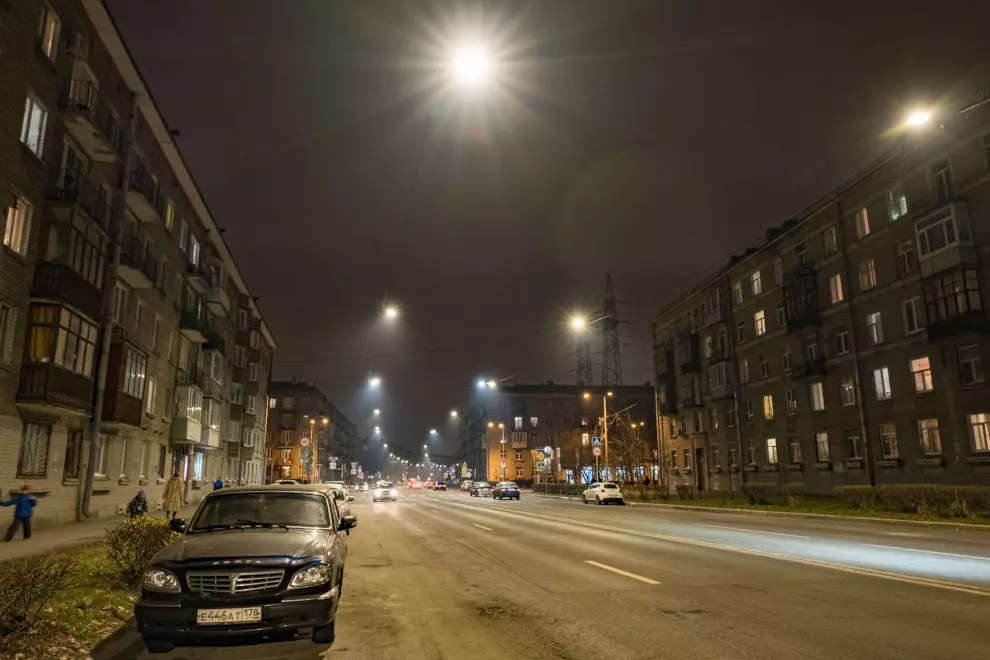 119 светодиодных фонарей обновили на улице Зайцева
