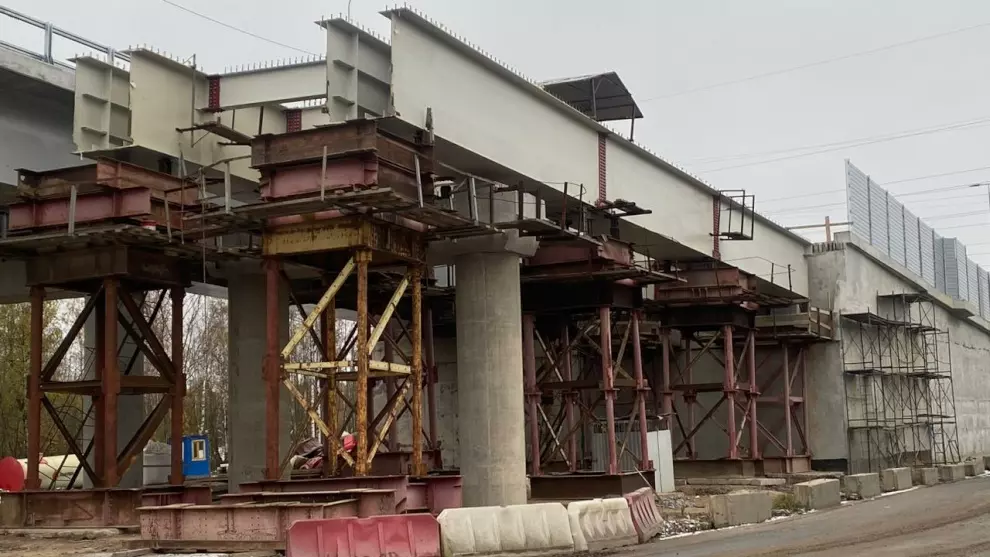 Монтаж 80 тонн металлоконструкций выполнен на Петрозаводском шоссе