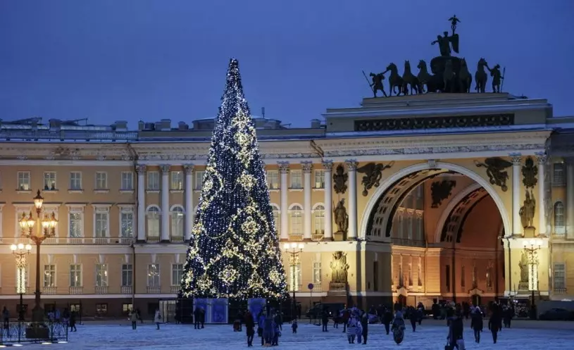 Санкт-Петербург стал самым популярным направлением на новогодние каникулы у туристов 
