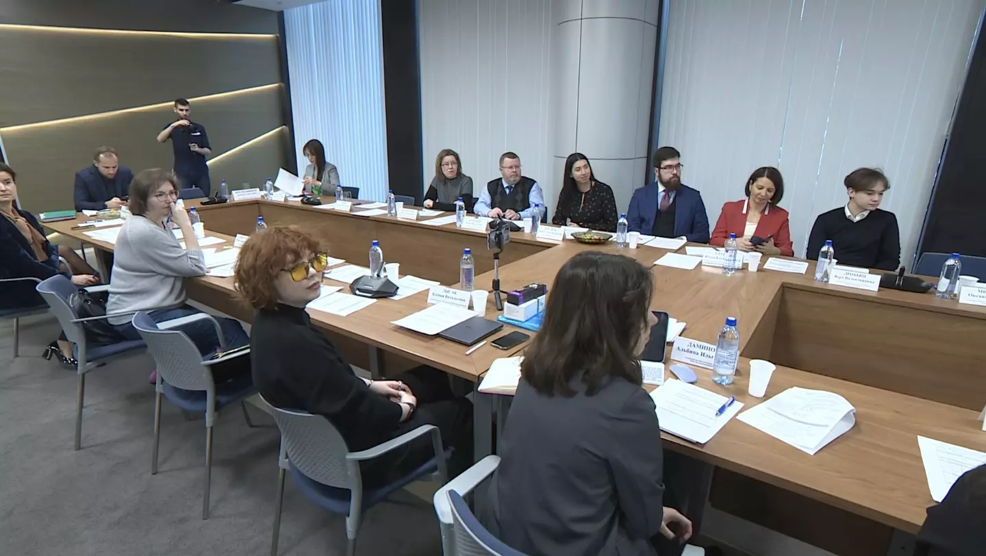 В Невской Ратуше школьники презентовали проекты «Твой бюджет в школах»