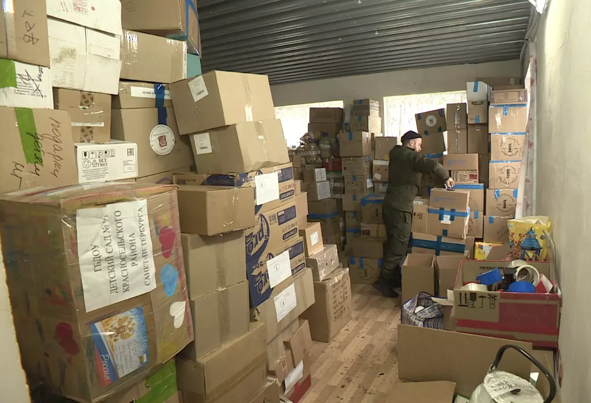 40 тонн гумпомощи отправили на Донбасс
