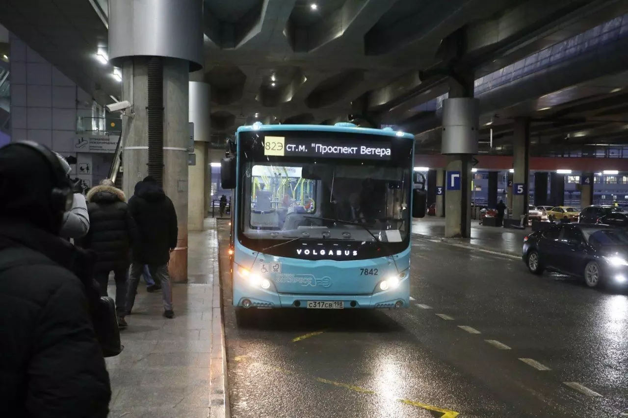 Сегодня запустили новый автобусный экспресс-маршрут в аэропорт Пулково
