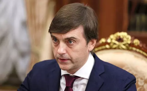 Сергей Кравцов заверил Президента, что вопрос нехватки учителей в школах скоро будет решен