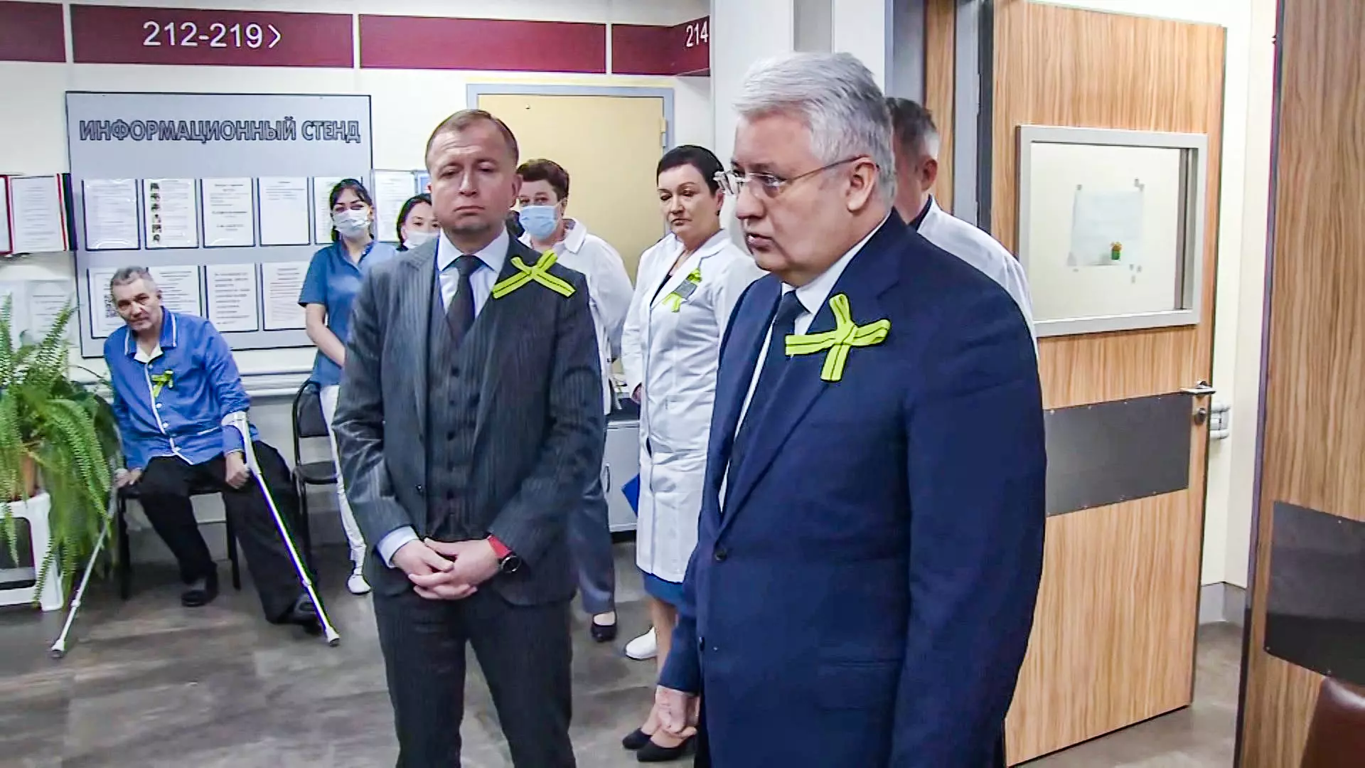 Олег Эргашев посетил госпиталь в котором проходит лечение в Петербурге бойцов СВО