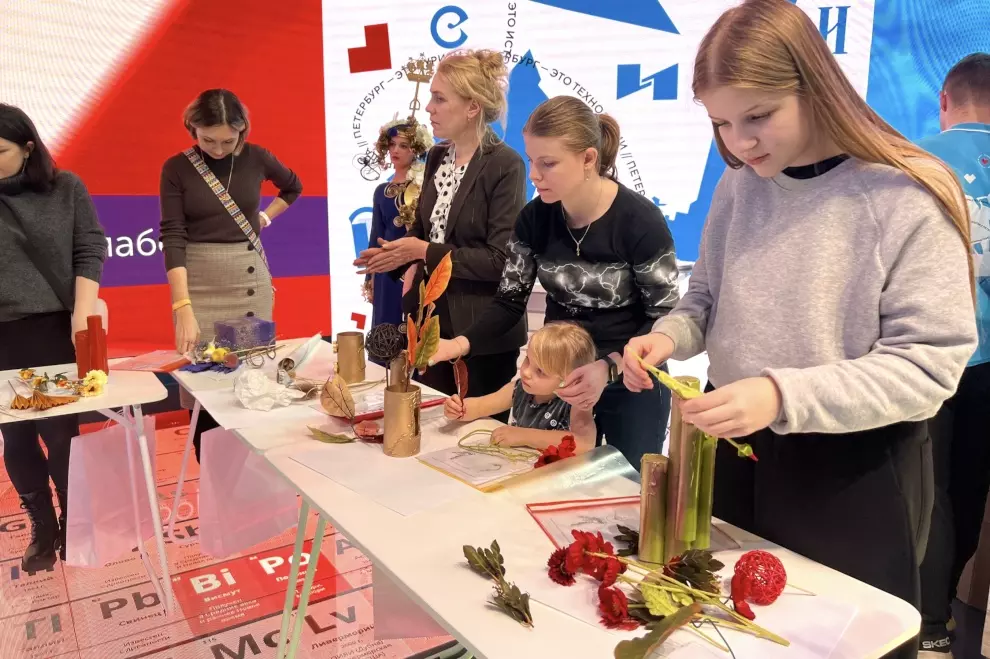 Петербург на выставке-форуме «Россия» представил свой научный потенциал