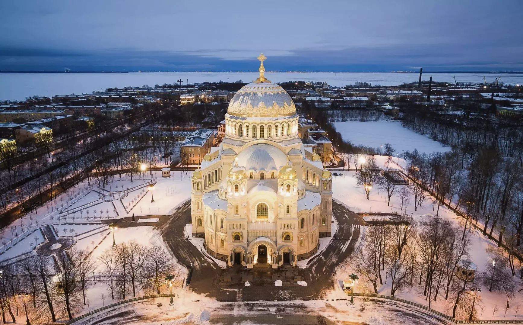 За 2023 год Петербург посетили почти 9,5 млн человек и 3,3 млн - Кронштадт