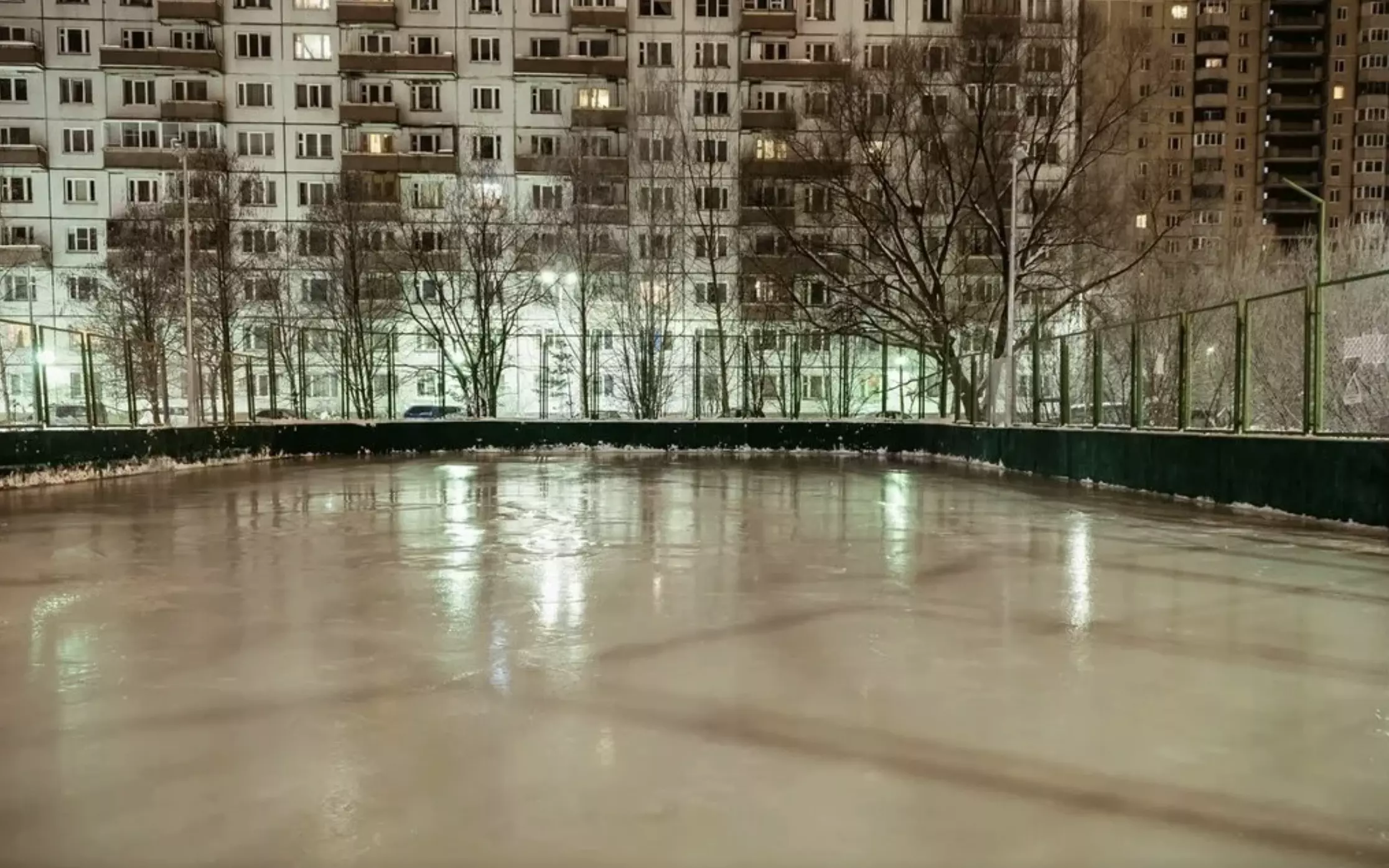 В Красносельском районе улицы Чекистов ждёт ремонт детского катка