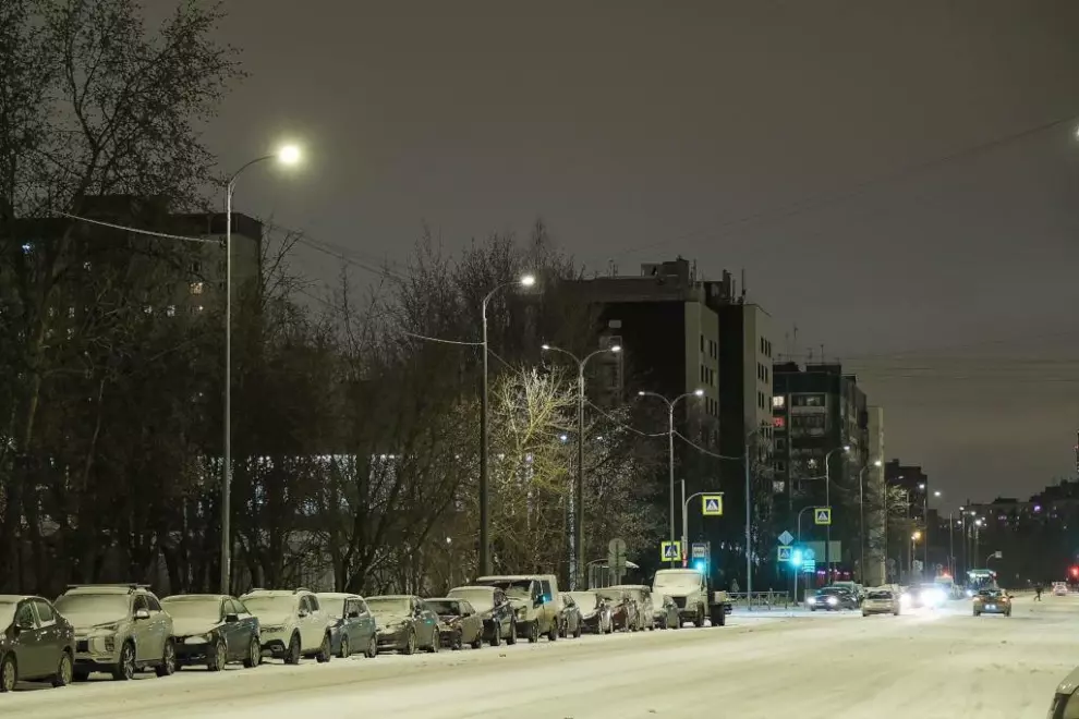 Почти 200 светодиодных фонарей осветили улицу Демьяна Бедного