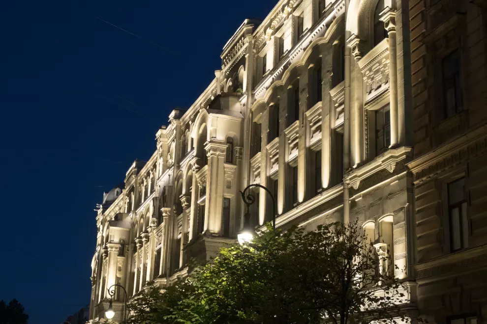 Дом на Пушкинской улице получил художественную подсветку