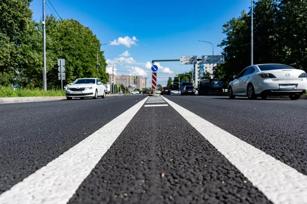 Более 400 км улиц и набережных отремонтировали по нацпроекту «Безопасные качественные дороги»